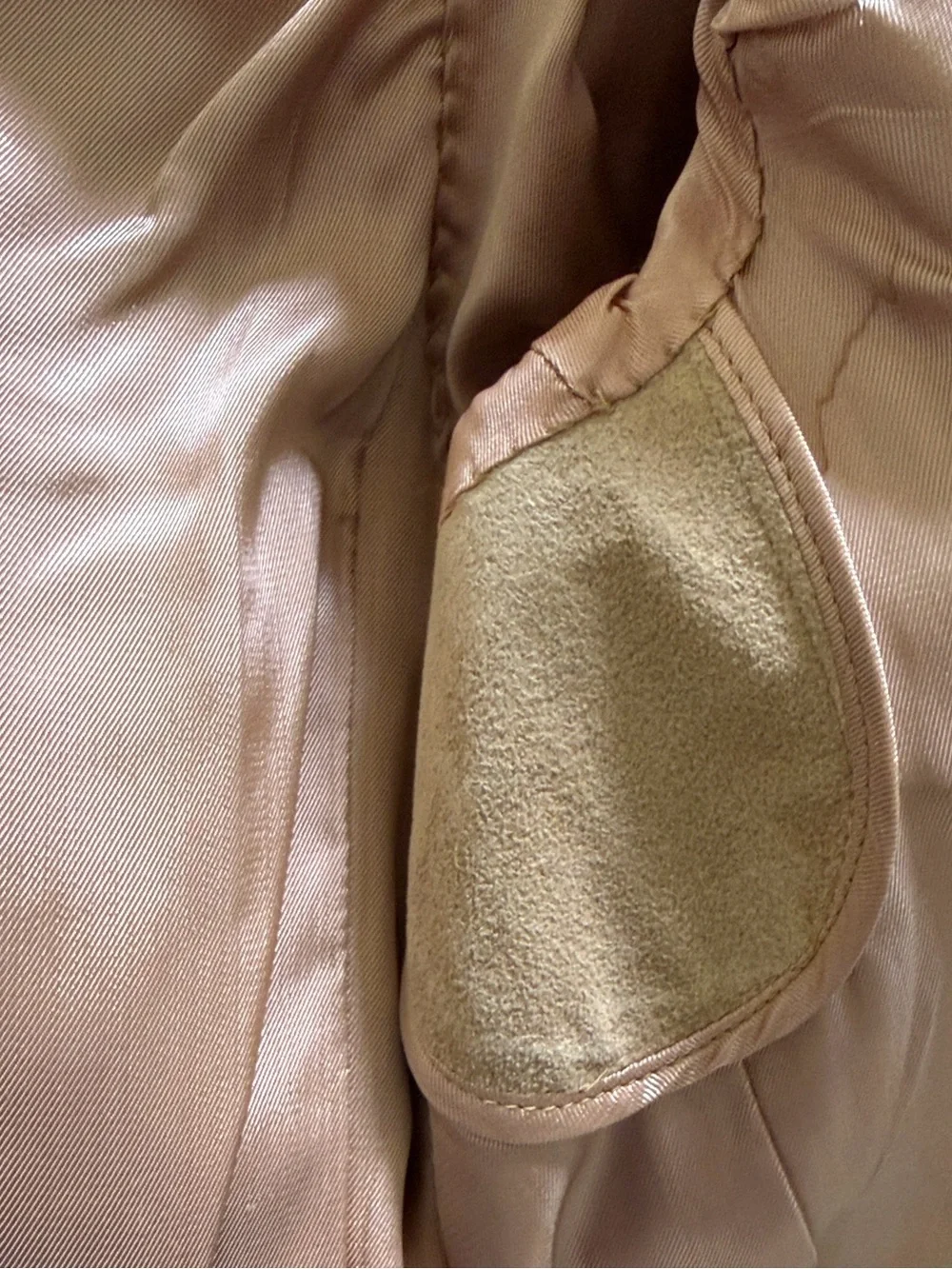 VTG Hand-Tailored Genuine Suede Early 70’s Sport Coat Kismet Inc. Hong Kong 42L